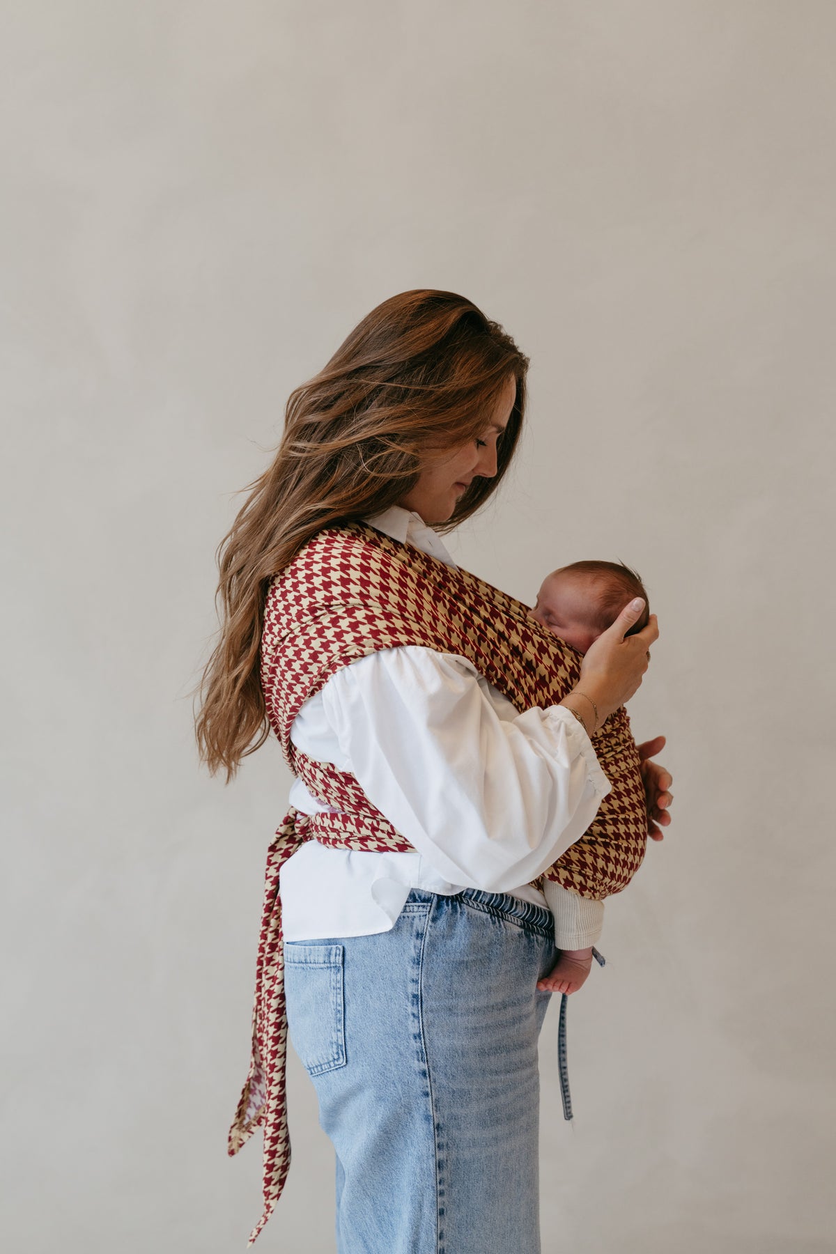 Draagdoek Newborn & Baby - Houndstooth Burgundy Beige