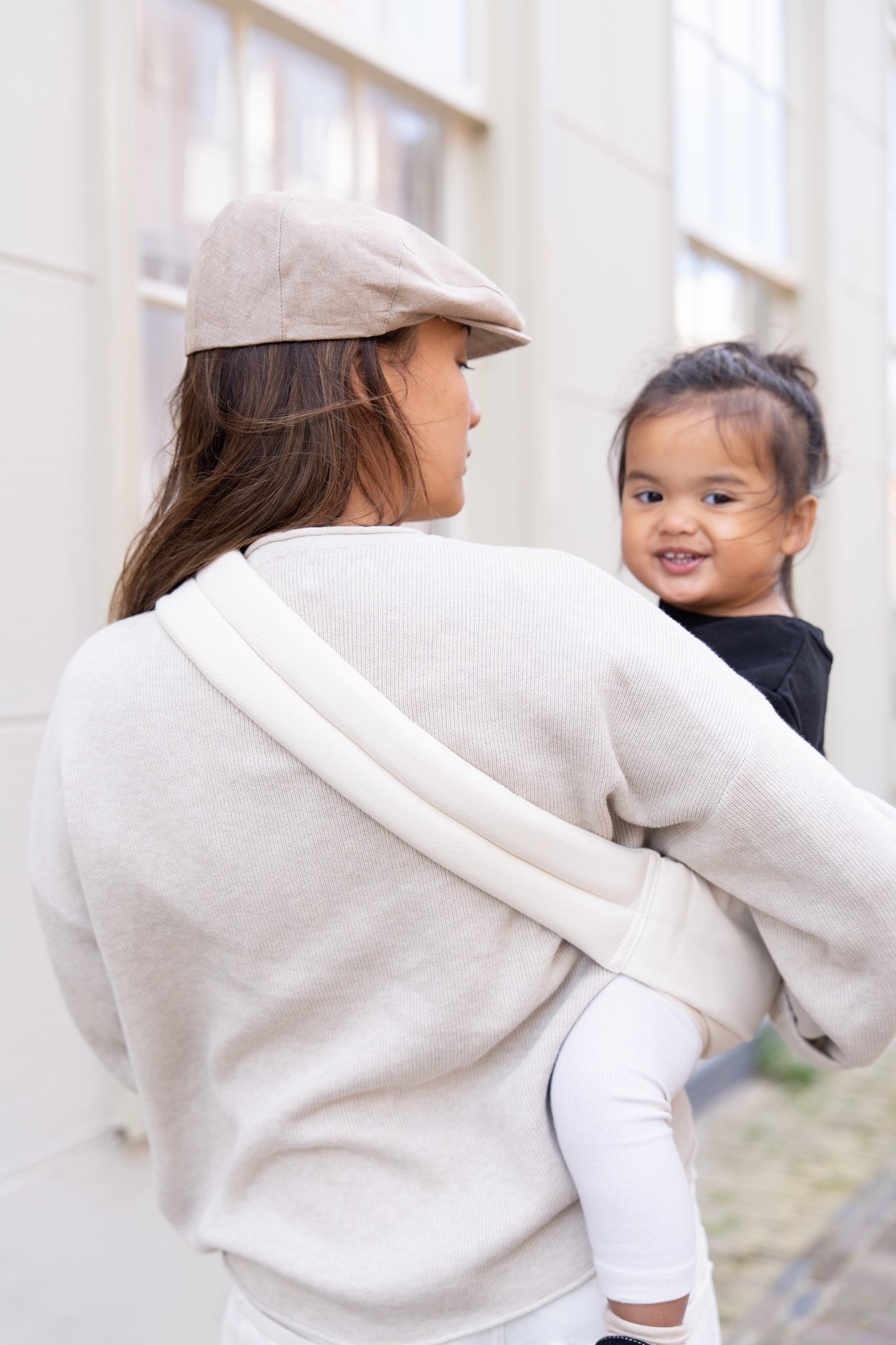 Hip Carrier Toddler - Organic Beige