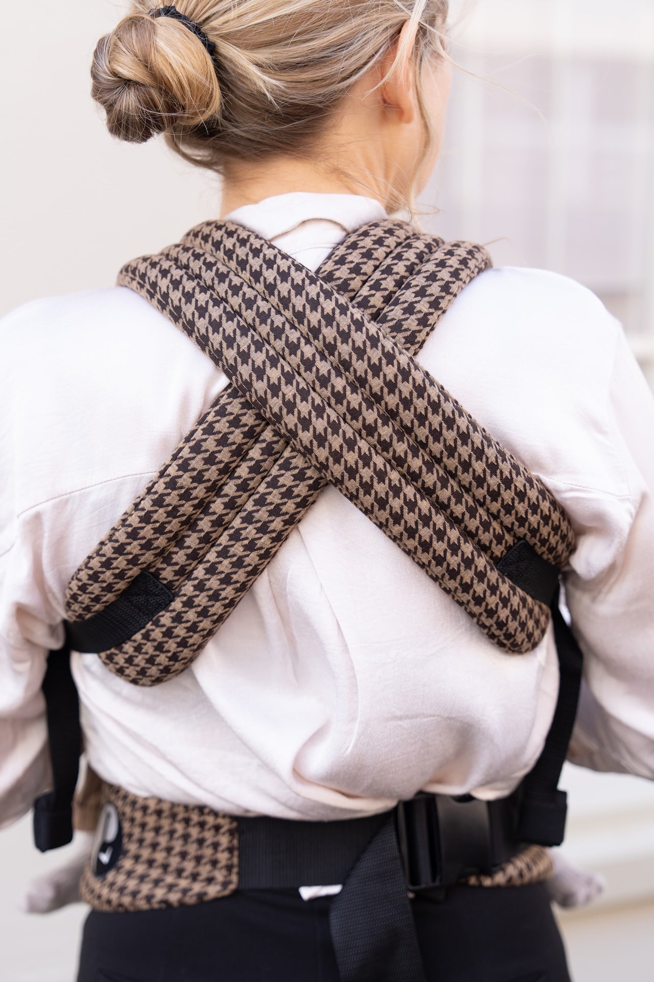 Draagzak baby - Houndstooth Brown