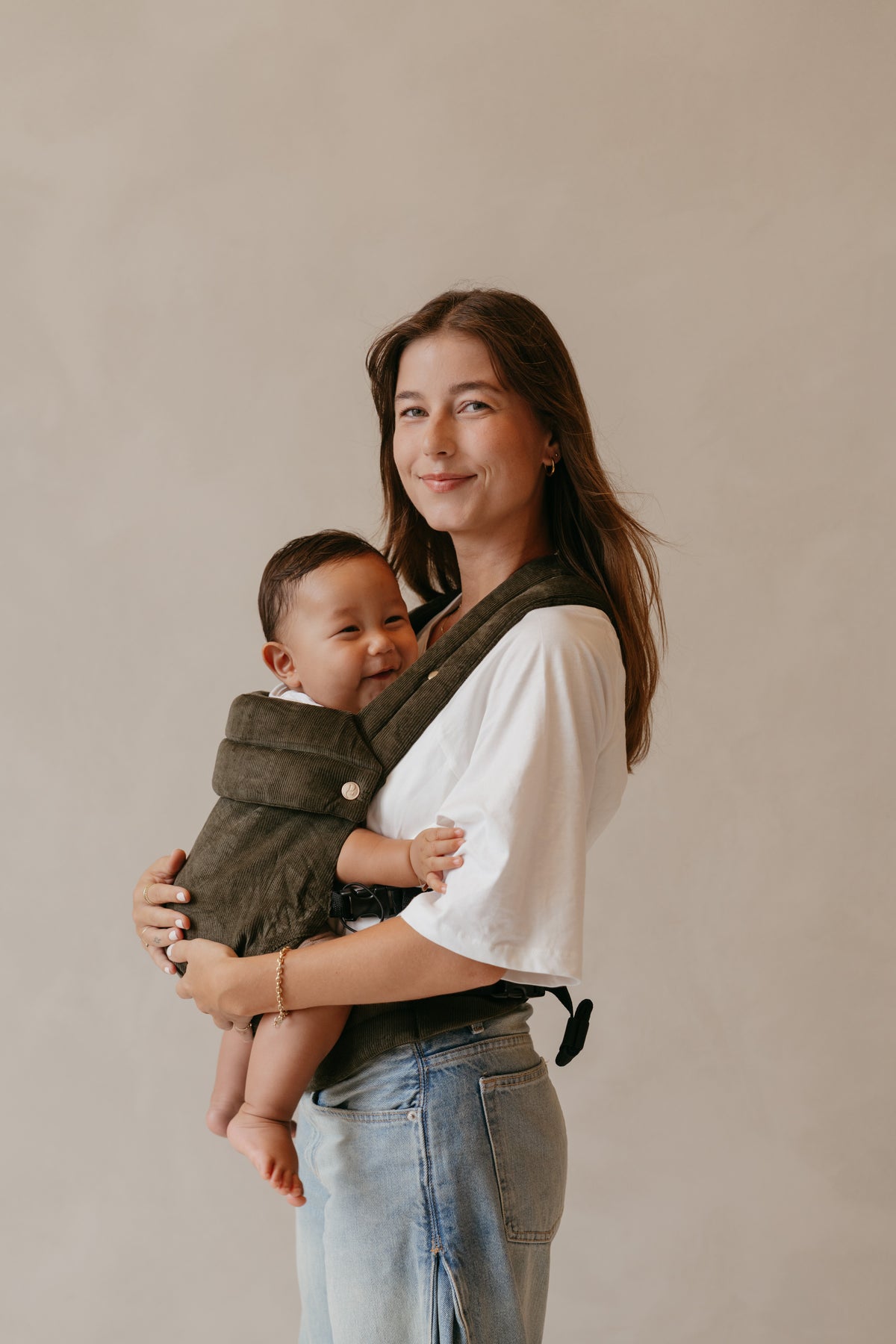 Babytrage - Cord Olive Green